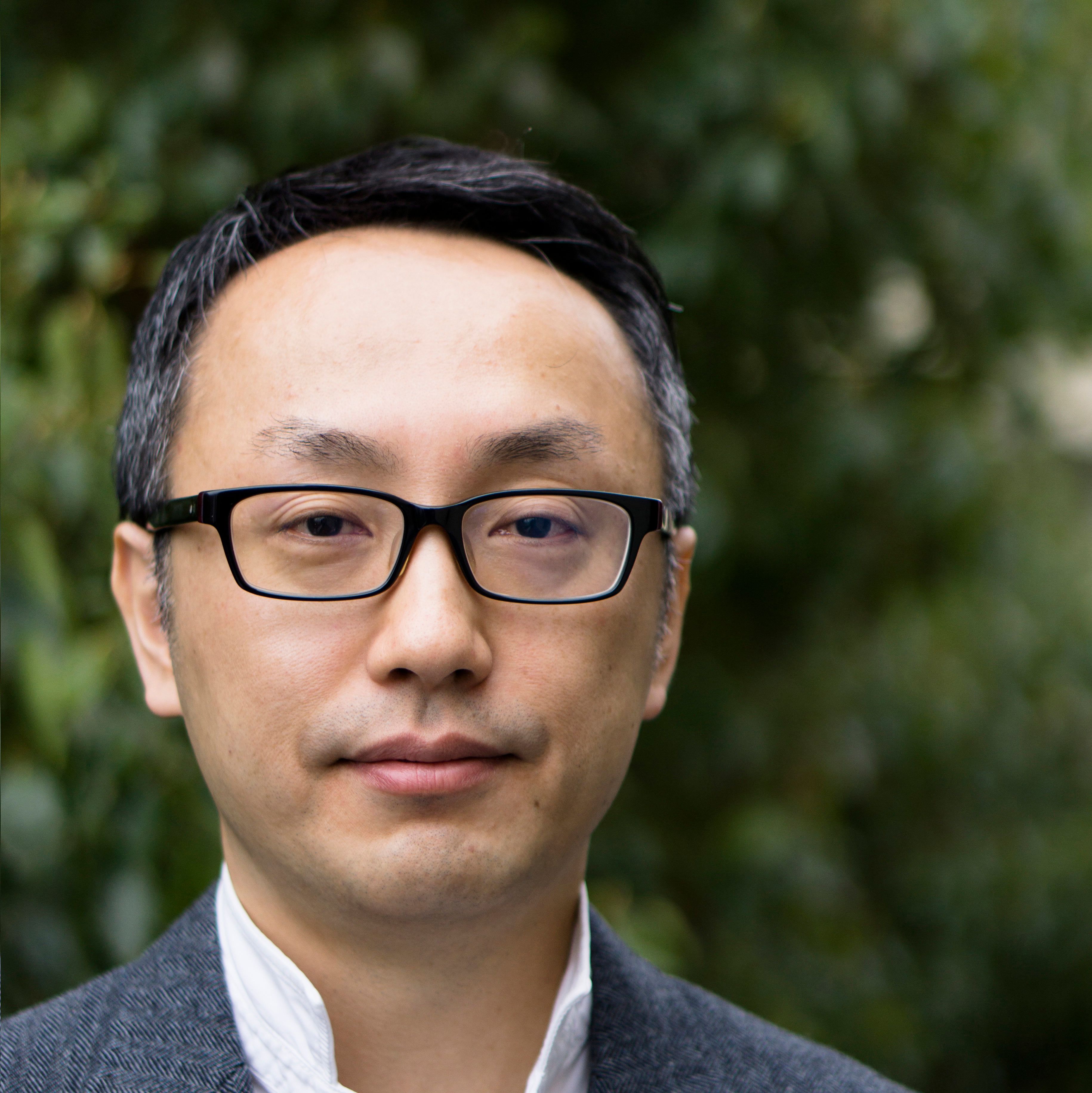 加治屋健司